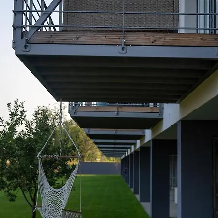 Panorama Apartment *